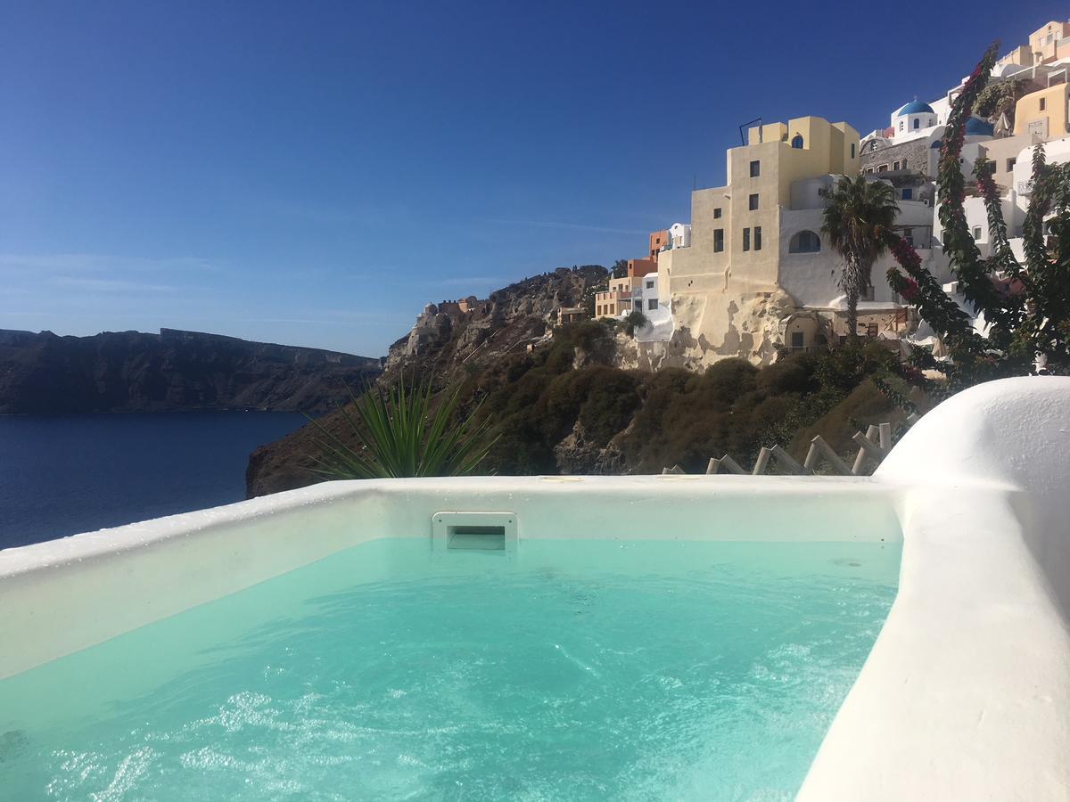 Liakada Oia Suites Exteriér fotografie