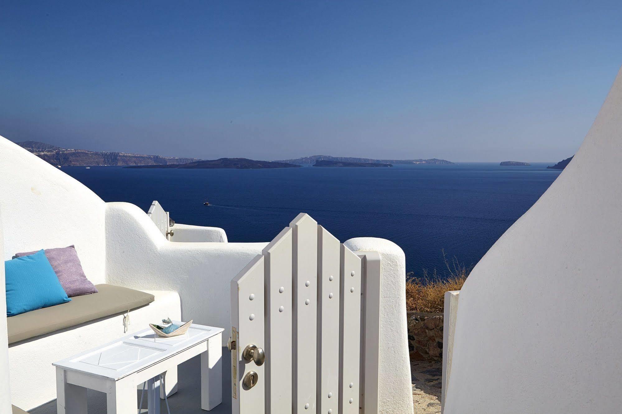 Liakada Oia Suites Exteriér fotografie