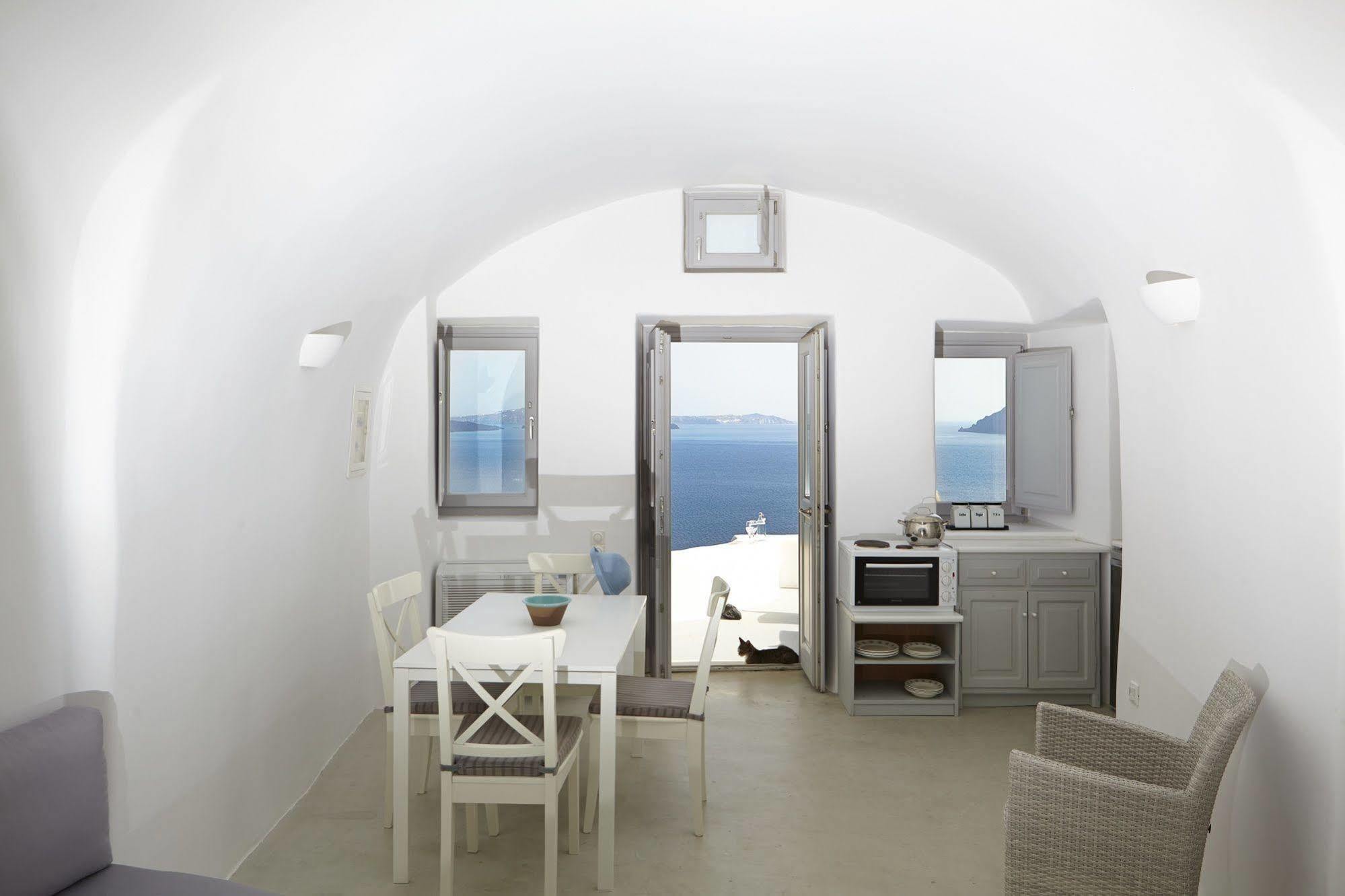Liakada Oia Suites Exteriér fotografie