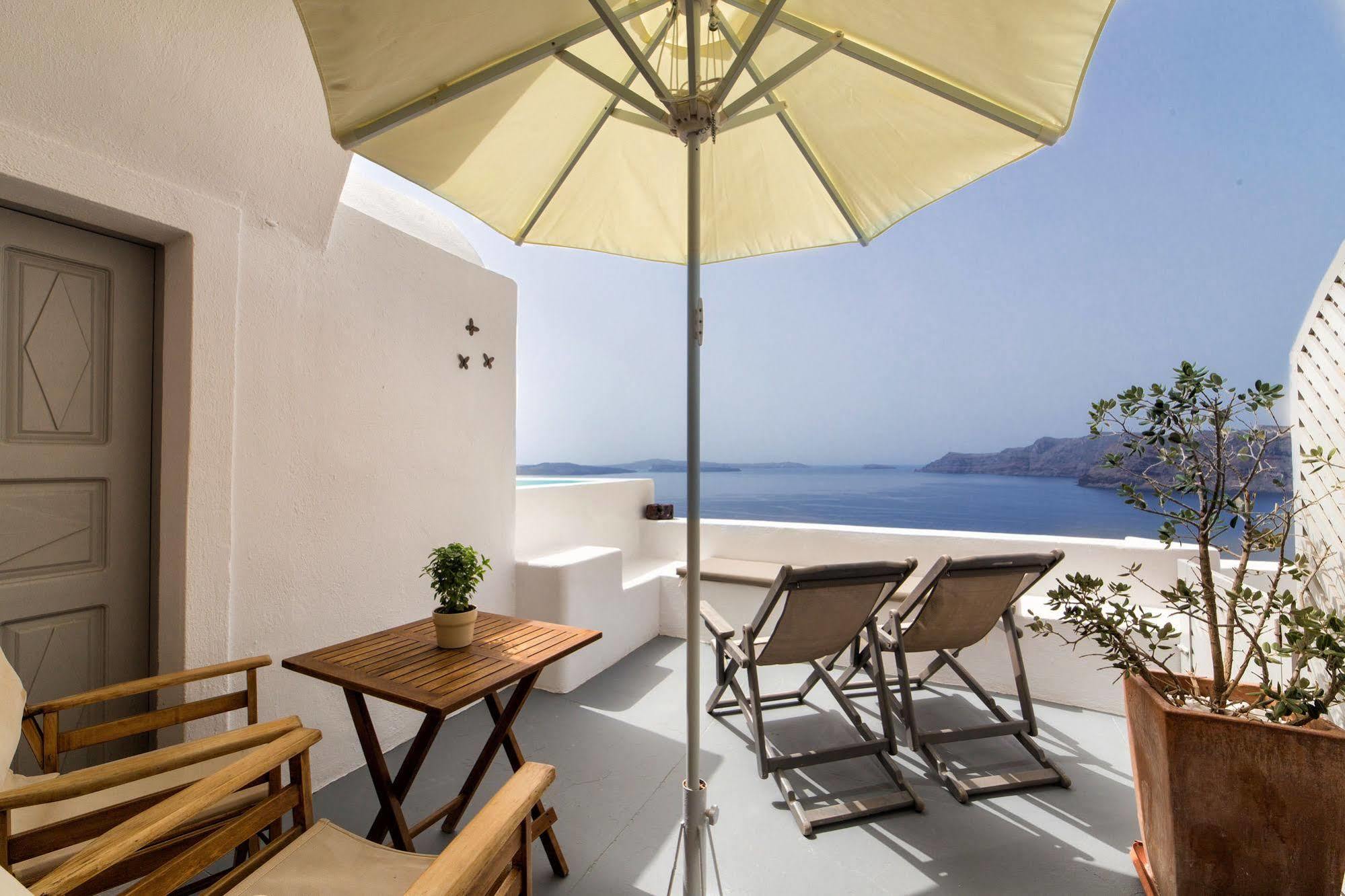 Liakada Oia Suites Exteriér fotografie